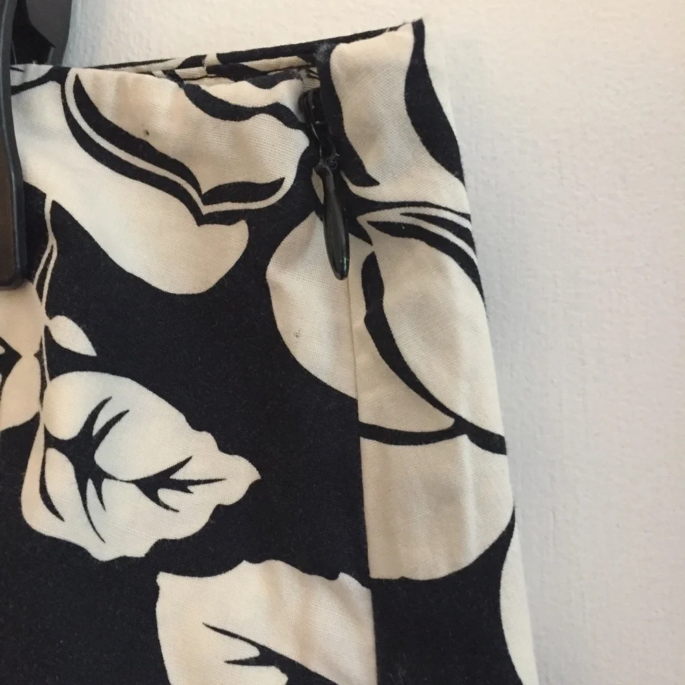 Old Navy Blue and White Floral Skirt